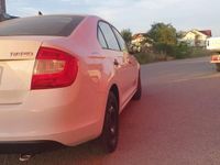 second-hand Skoda Rapid 2014 · 247 000 km · 1 598 cm3 · Diesel