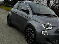 Second-hand Fiat 500e La Prima 86 kW (118 CP) 2022 Culoaregri Coupe