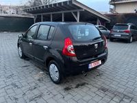 Second-hand Dacia Sandero 75 CP (55 kW) 2010 Hatchback