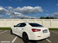 Second-hand Maserati Ghibli GranLusso 275 CP (202 kW) 2016 Culoarealb Berlinǎ