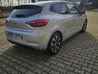 Second-hand Renault Clio V Techno 145 CP (106 kW) 2023 Culoareargint