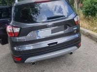 Second-hand Ford Kuga 150 CP (110 kW) 2018 Gri SUV