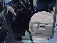 Second-hand VW Touran 74 CP (54 kW) 2007 Gri Monovolum