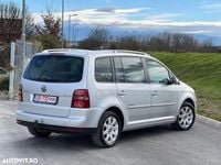 Second-hand VW Touran Comfortline 140 CP (102 kW) 2007 Culoareargint Monovolum