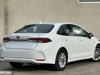 Second-hand Toyota Corolla Business Edition 122 CP (89 kW) 2021 Culoarealb Berlinǎ