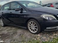 Second-hand Mercedes B180 109 CP (80 kW) 2012 Culoarenegru Monovolum