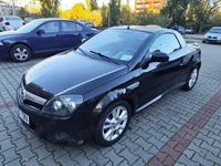 Second-hand Opel Tigra 125 CP (91 kW) 2005 Negru Cabrio