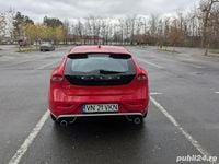 Second-hand Volvo V40 120 CP (88 kW) 2016 Hatchback