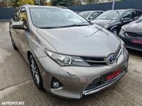 Second-hand Toyota Auris Hybrid Sol 99 CP (72 kW) 2015 Culoaremaro Break