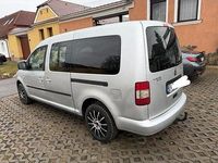 Second-hand VW Caddy 140 CP (102 kW) 2008 Culoareargint Monovolum
