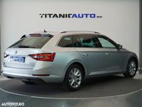 Second-hand Skoda Superb Style 190 CP (139 kW) 2019 Argint Break
