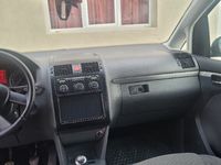 second-hand VW Touran 2006