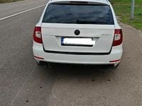 Second-hand Skoda Superb 170 CP (125 kW) 2013 Break