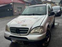 second-hand Mercedes ML270 /CDI MOTORINA AN 2001