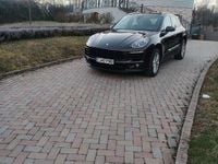 Second-hand Porsche Macan 258 CP (189 kW) 2016 Culoaremaro SUV