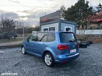 Second-hand VW Touran Match 105 CP (77 kW) 2012 Culoarealbastru Monovolum