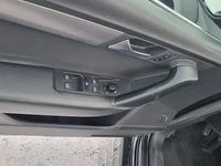 Second-hand VW Passat Trendline 140 CP (102 kW) 2012 Culoarenegru Break