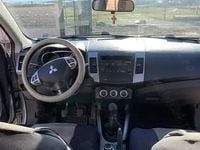 Second-hand Mitsubishi Outlander 140 CP (102 kW) 2007 SUV