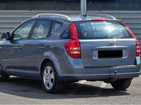 Second-hand Kia Ceed LX 115 CP (84 kW) 2008 Culoaregri Hatchback