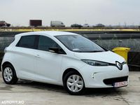 Second-hand Renault Zoe Life 64 kW (88 CP) 2015 Culoarealb Hatchback