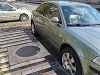 Second-hand VW Passat 131 CP (96 kW) 2003 Verde Berlinǎ