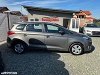 second-hand Kia Carens 1.6 GDI Family