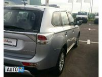 second-hand Mitsubishi Outlander 