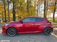 Second-hand Toyota Yaris 261 CP (191 kW) 2022 Culoarerosu Hatchback