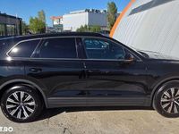 Second-hand VW Touareg Style 231 CP (169 kW) 2024 Culoarenegru SUV