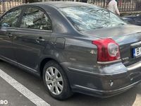 second-hand Toyota Avensis 2.0 D-4D Sedan Luna