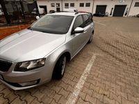 second-hand Skoda Octavia Combi 1.6 TDI Ambiente DSG