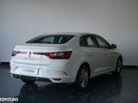 Second-hand Renault Mégane IV Zen 140 CP (102 kW) 2019 Culoarealb Berlinǎ