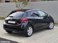 Second-hand Peugeot 208 Style 82 CP (60 kW) 2018 Culoarenegru Hatchback