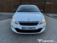 second-hand Peugeot 308 rulaj 82000 km, an fabricatie 2015