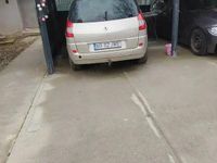 Second-hand Renault Scénic II 150 CP (110 kW) 2006 Monovolum