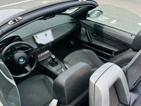 second-hand BMW Z4 roadster 2.2i