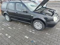 Second-hand VW Golf IV 101 CP (74 kW) 2003 Negru Break