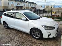 Second-hand Ford Focus Active 120 CP (88 kW) 2019 Culoarealb Hatchback