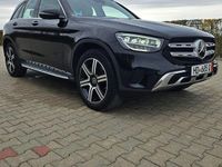 Second-hand Mercedes GLC300 245 CP (180 kW) 2022 Negru SUV