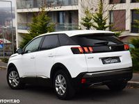 Second-hand Peugeot 3008 Active 131 CP (96 kW) 2017 Culoarealb SUV
