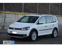 second-hand VW Touran cross