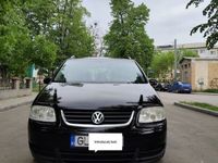 second-hand VW Touran 1.9 TDI DPF DSG Conceptline