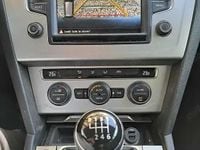 Second-hand VW Passat 140 CP (102 kW) 2015 Gri Hatchback