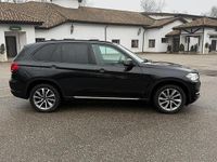 Second-hand BMW X5 Sport Line 218 CP (160 kW) 2014 Culoarenegru SUV