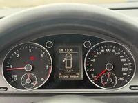 Second-hand VW Passat 140 CP (102 kW) 2012 Negru Break