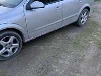 Second-hand Opel Astra 81 CP (59 kW) 2009 Break