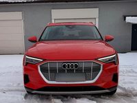 Second-hand Audi e-tron 300 kW (408 CP) 2020 Culoarerosu SUV