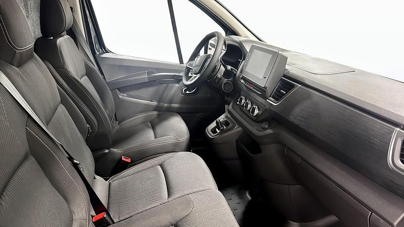 Ny Renault Trafic 150 HK (110 kW) 2025 Minibuss