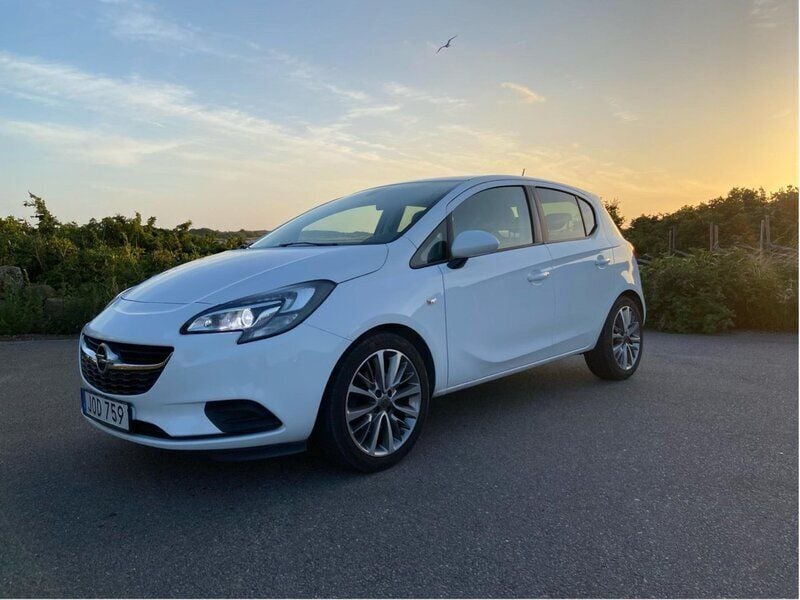Vit Begagnad 2015 Opel Corsa Halvkombi | 75 000 kr (Marknadspris) - Bild 1/4