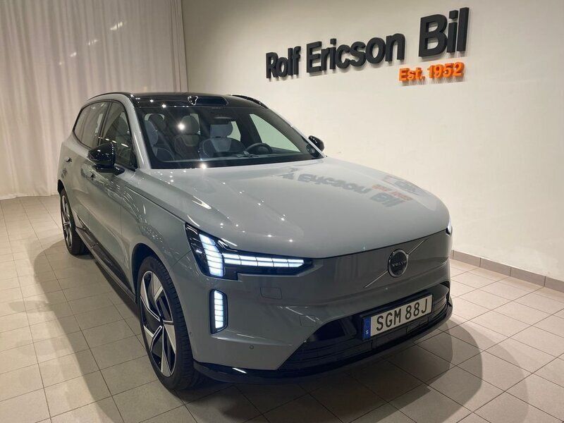 Grå Ny 2025 Volvo EX90 Performance SUV | 1 225 700 kr (Marknadspris) - Bild 1/4